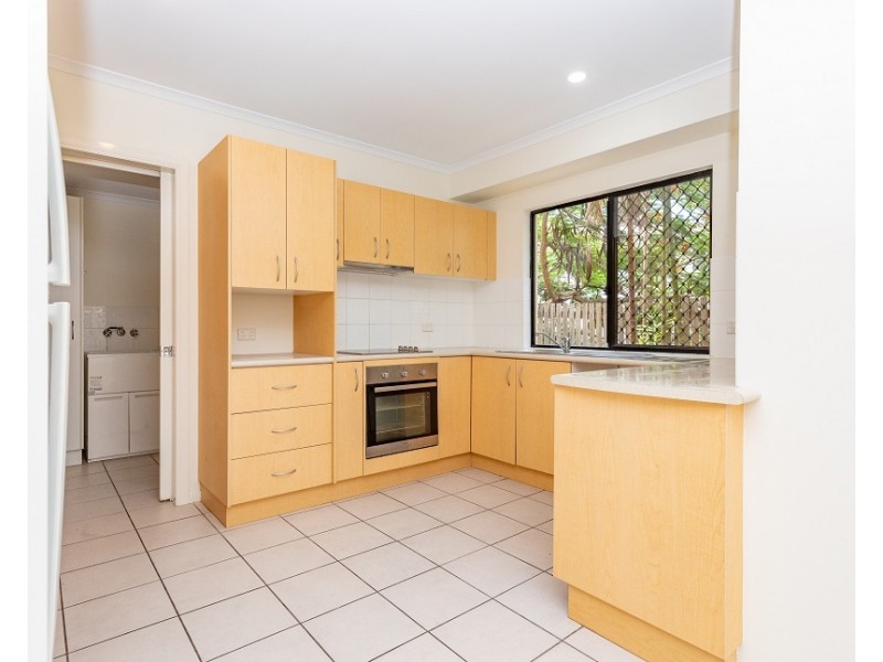 12/16 Beach Road, Cannonvale QLD 4802
