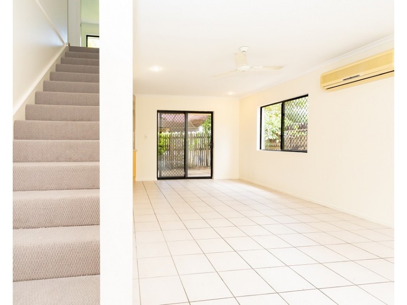12/16 Beach Road, Cannonvale QLD 4802