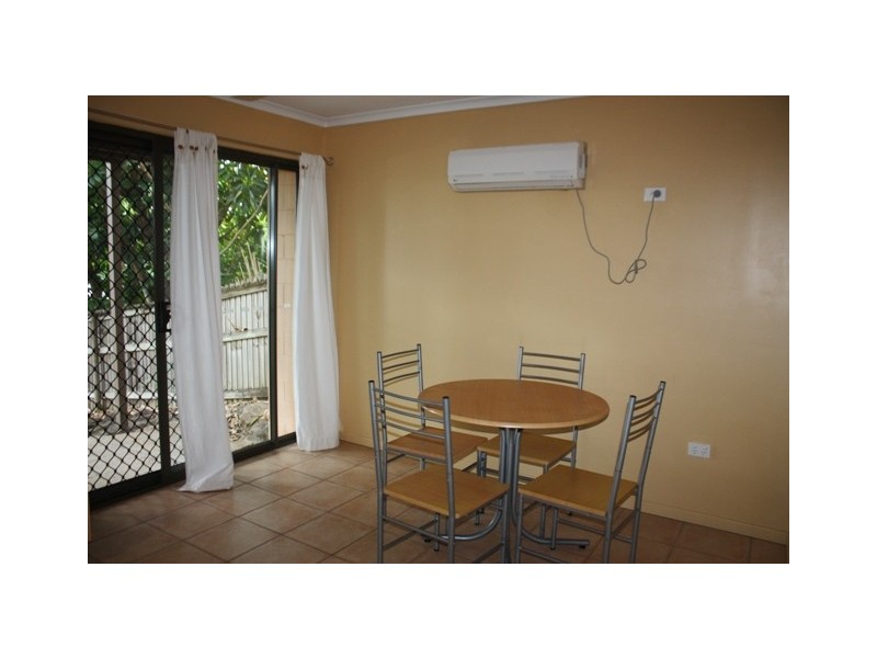 3/8 Wambiri Street, Cannonvale QLD 4802