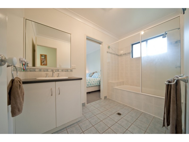 32 Stormvogel Drive, Mandalay QLD 4802