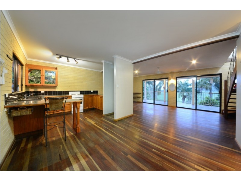 25 Laurina Drive, Strathdickie QLD 4800