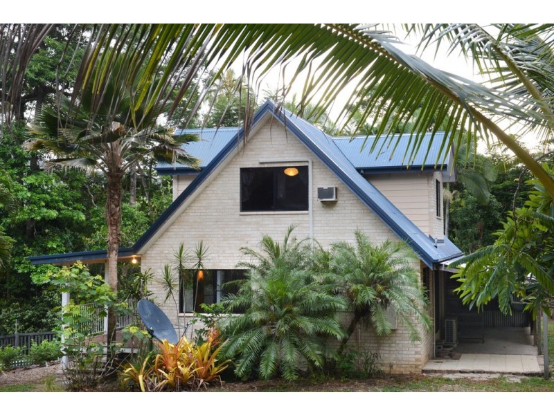 25 Laurina Drive, Strathdickie QLD 4800