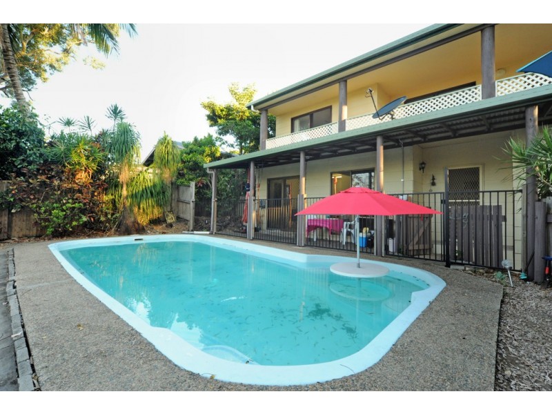 4 Balaka Street, Cannonvale QLD 4802