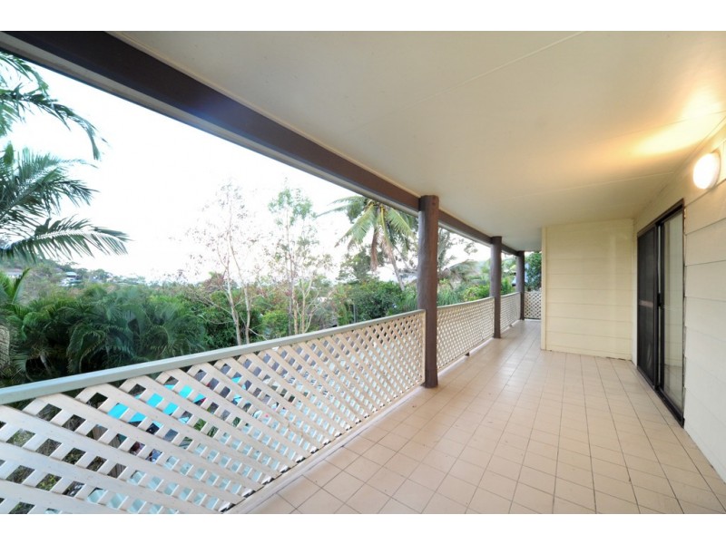 4 Balaka Street, Cannonvale QLD 4802