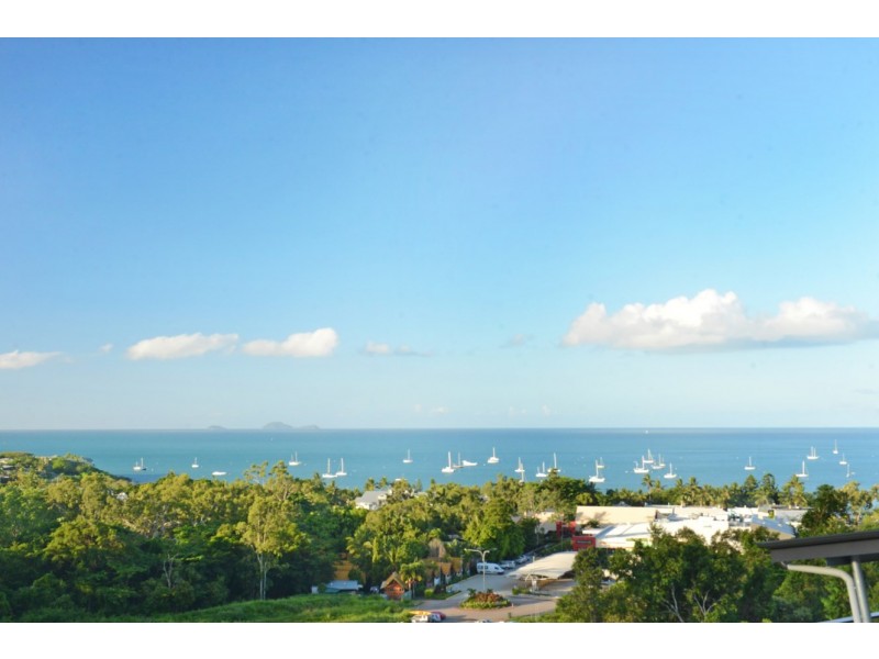 19 Stonehaven Court, Airlie Beach QLD 4802