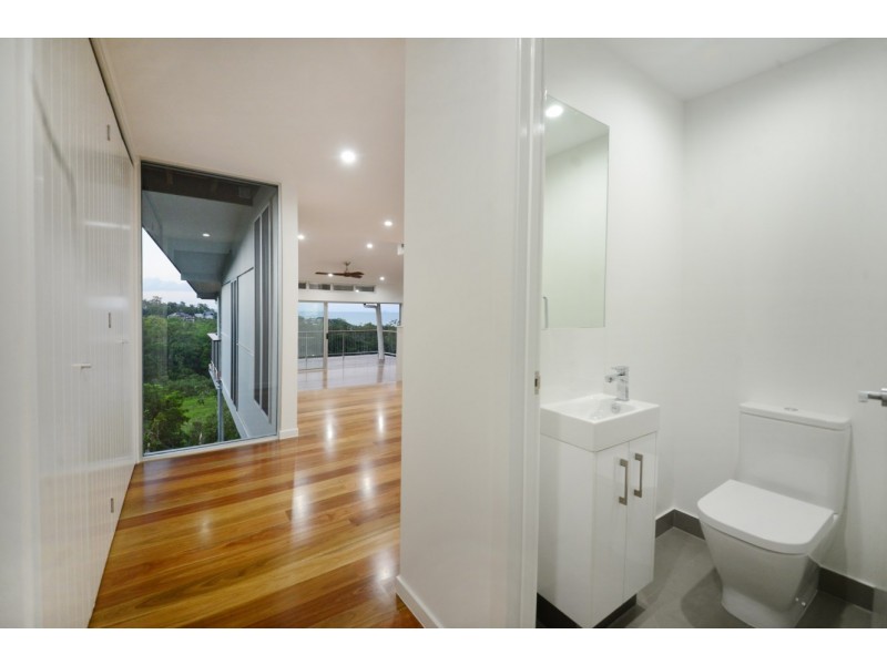 19 Stonehaven Court, Airlie Beach QLD 4802