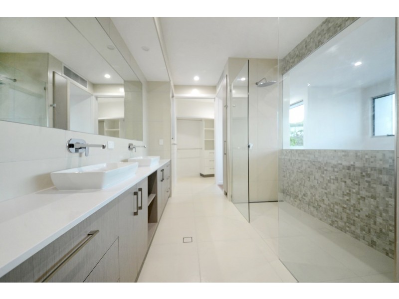 19 Stonehaven Court, Airlie Beach QLD 4802