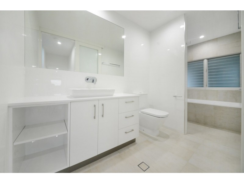 19 Stonehaven Court, Airlie Beach QLD 4802