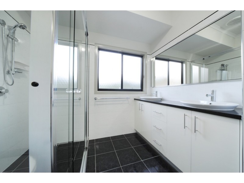 31B Kingfisher Tce, Jubilee Pocket QLD 4802