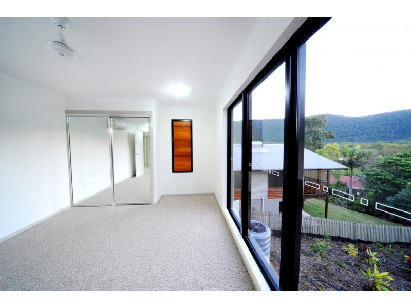 31B Kingfisher Tce, Jubilee Pocket QLD 4802