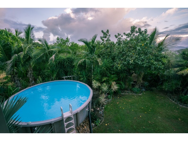 86 Gloucester Avenue, Hideaway Bay QLD 4800