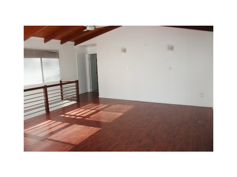 9 Stewart Drive, Cannonvale QLD 4802