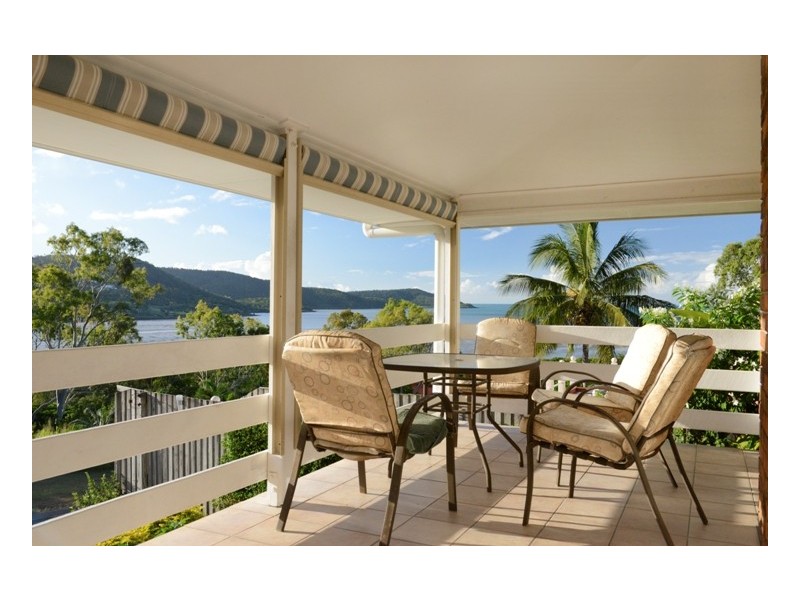 28 Macarthur Drive, Cannonvale QLD 4802