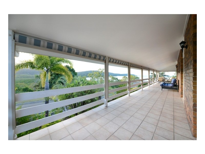 28 Macarthur Drive, Cannonvale QLD 4802