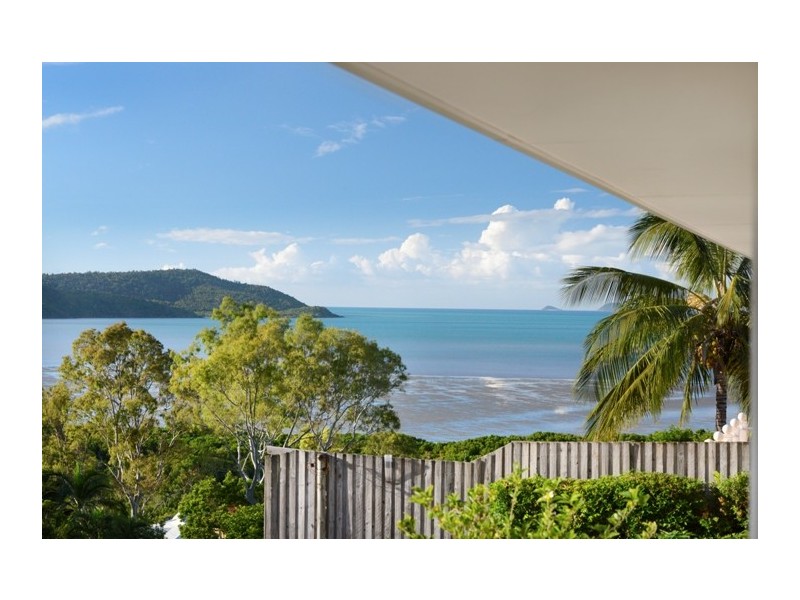 28 Macarthur Drive, Cannonvale QLD 4802
