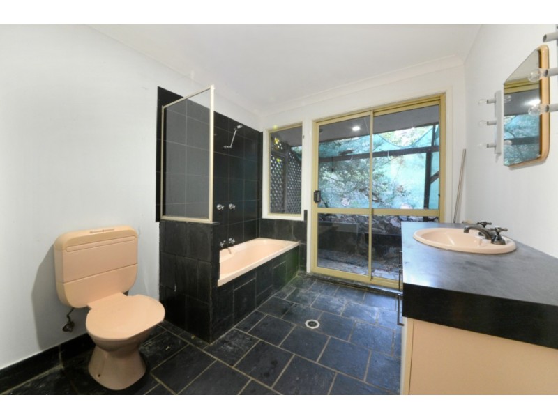 256 Paluma Road, Cannonvale QLD 4802