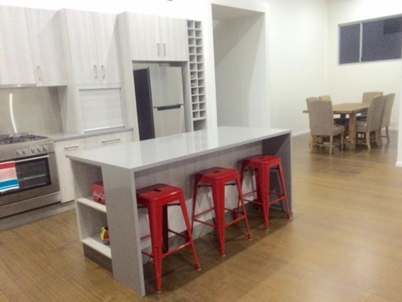 8 Raddle Court, Cannonvale QLD 4802