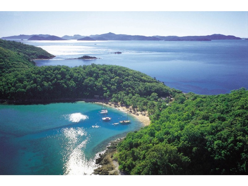 Lot AL Palm Bay, Long Island QLD 4741