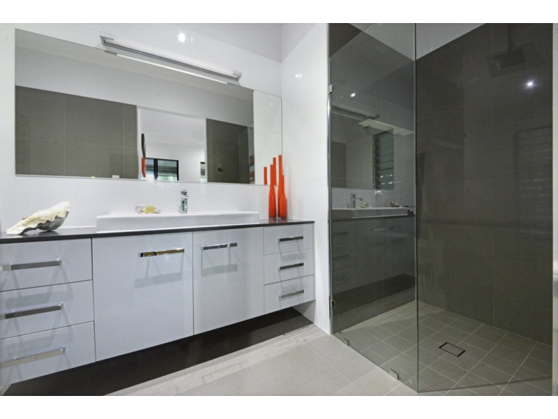 227A Paluma Road, Woodwark QLD 4802