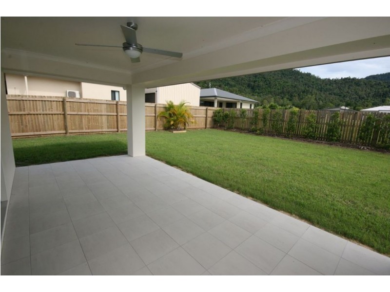 10 Endeavour Circuit, Cannonvale QLD 4802