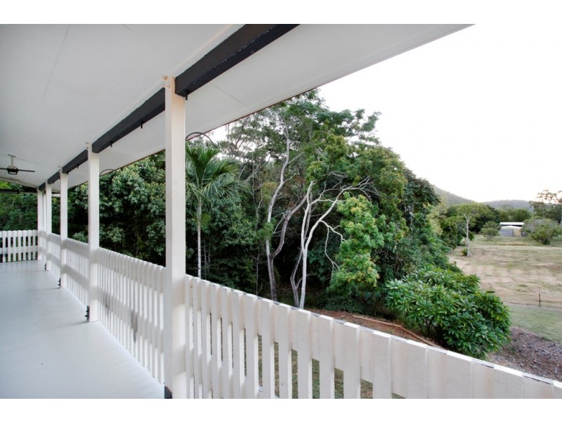 65 Jasinique Drive, Flametree QLD 4802