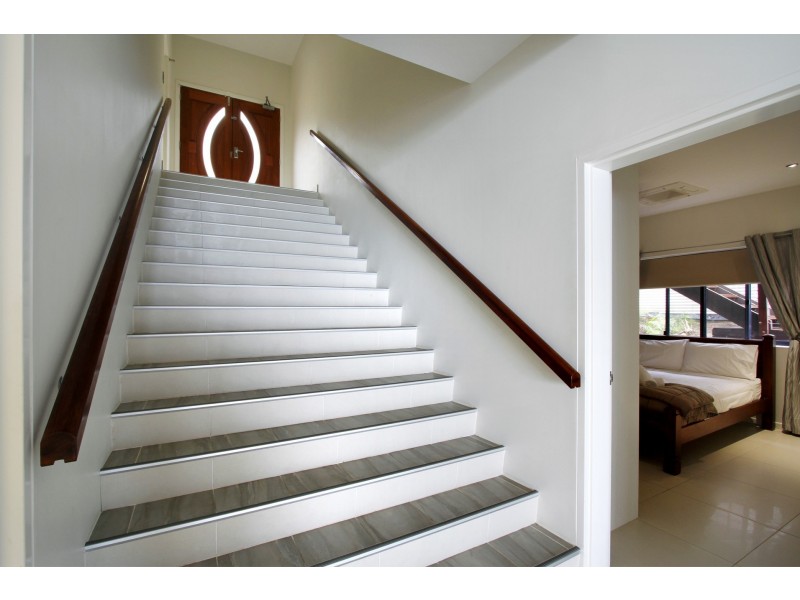 2 Jessies Way, Cannonvale QLD 4802