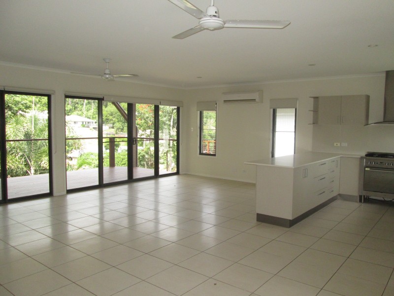 45 Eshelby Drive, Cannonvale QLD 4802