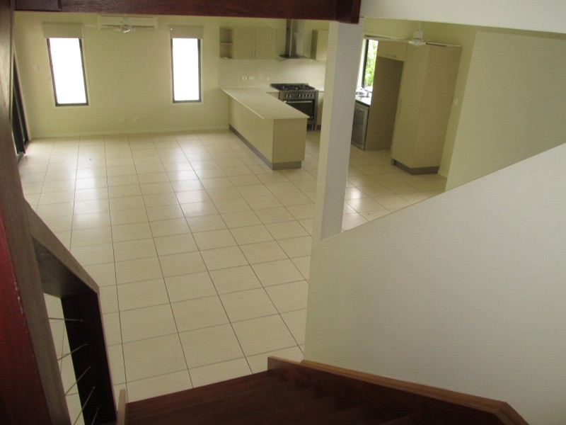 45 Eshelby Drive, Cannonvale QLD 4802