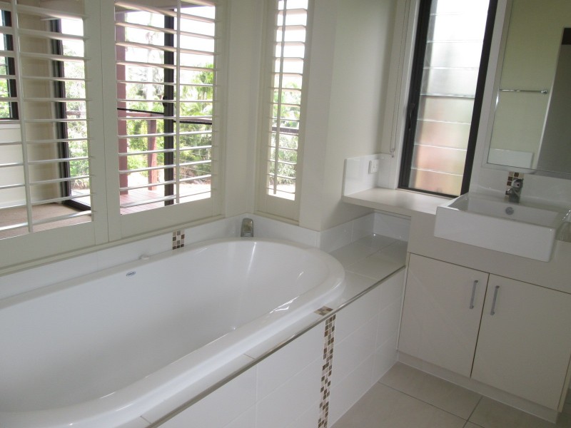 45 Eshelby Drive, Cannonvale QLD 4802