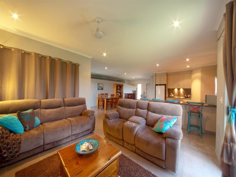 4 Blue Gum Street, Proserpine QLD 4800