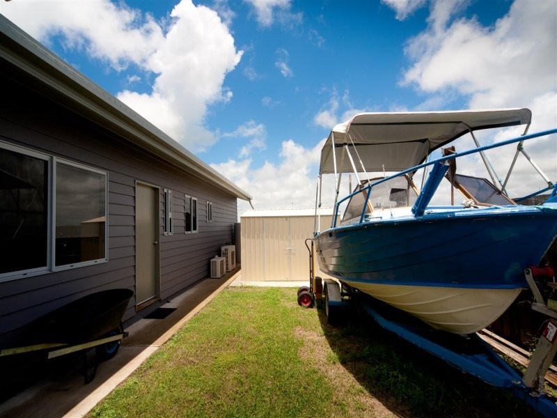 4 Blue Gum Street, Proserpine QLD 4800