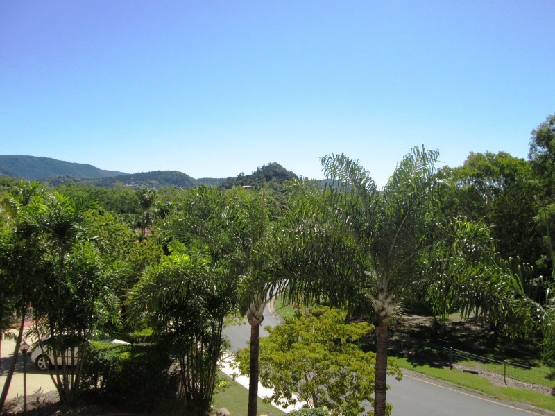 5/20 Island Drive, Cannonvale QLD 4802