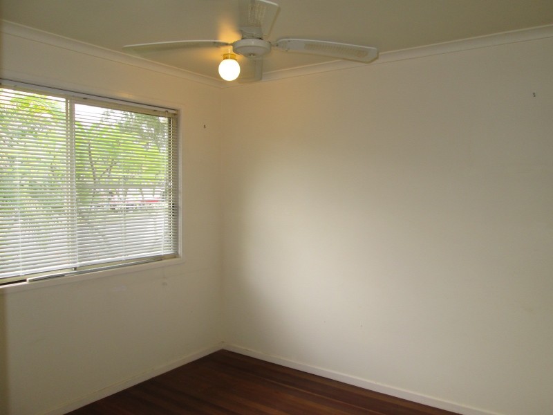 18 Macarthur Drive, Cannonvale QLD 4802