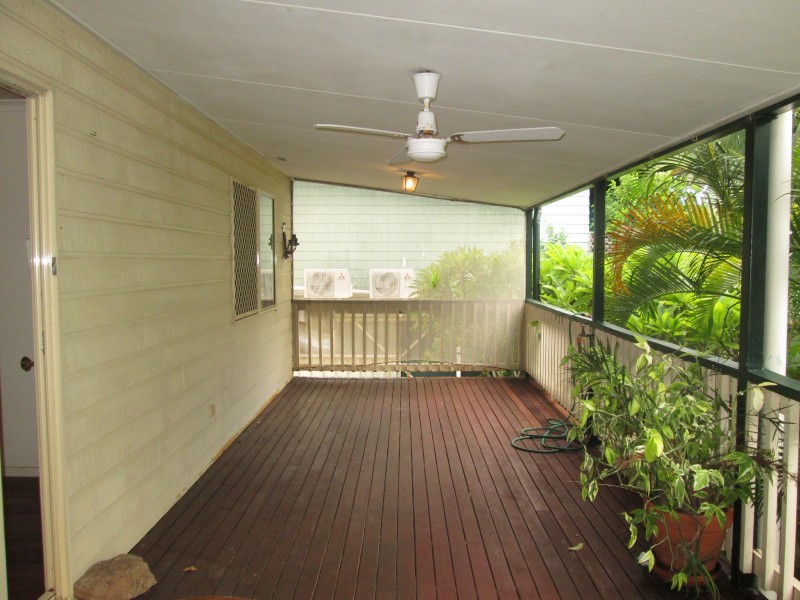 18 Macarthur Drive, Cannonvale QLD 4802
