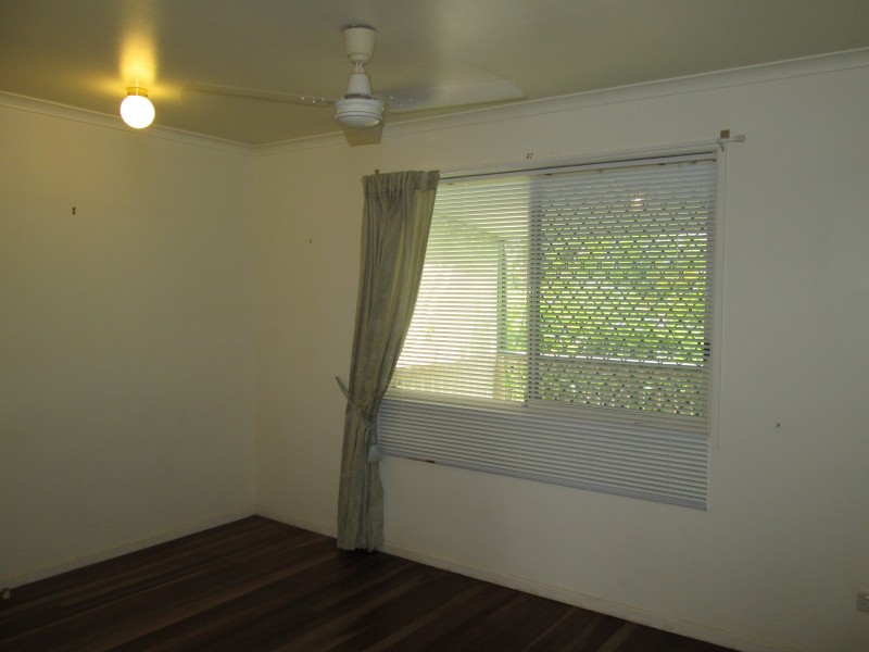 18 Macarthur Drive, Cannonvale QLD 4802