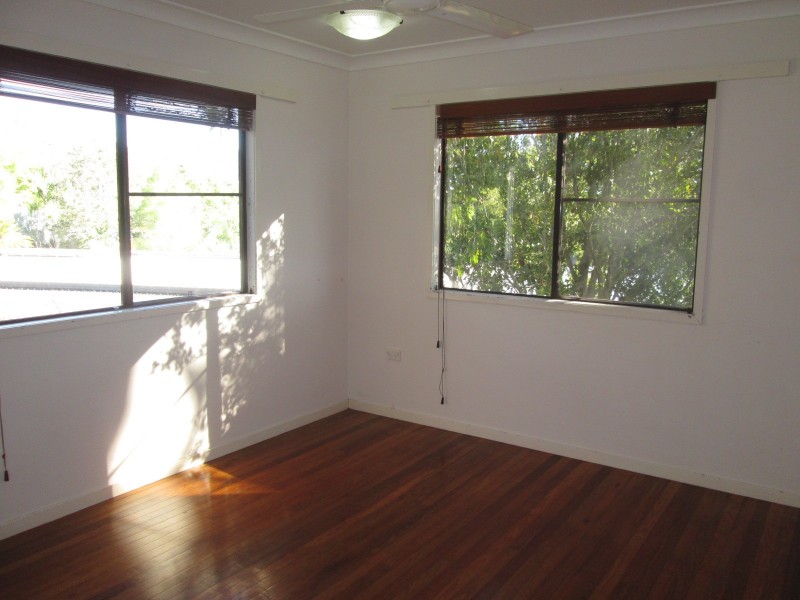 5 Wambiri Street, Cannonvale QLD 4802