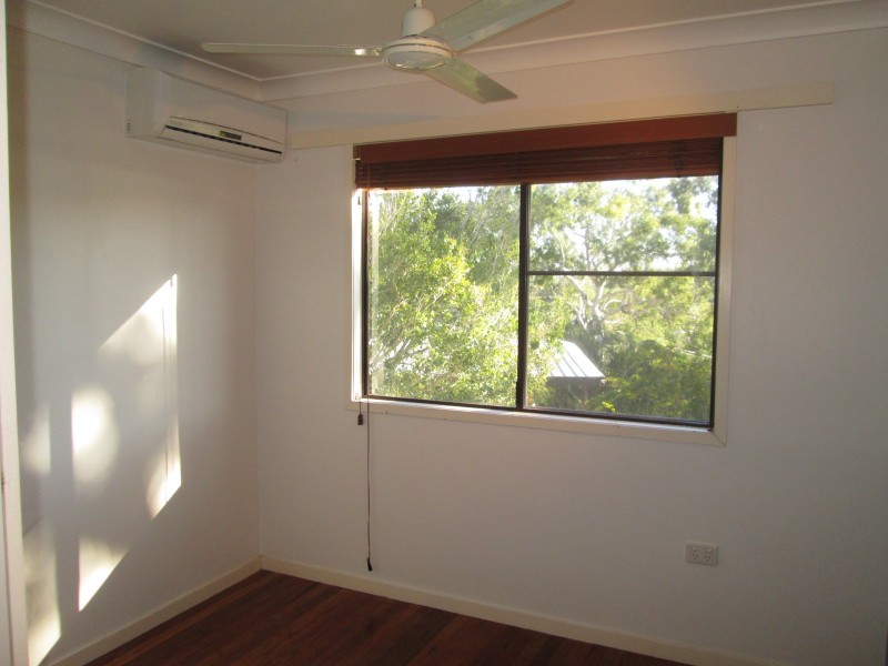 5 Wambiri Street, Cannonvale QLD 4802