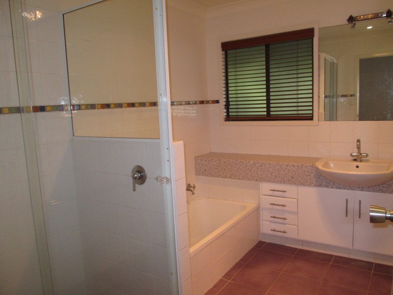 5 Wambiri Street, Cannonvale QLD 4802