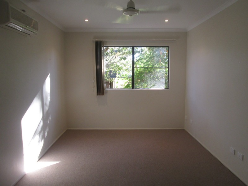 5 Wambiri Street, Cannonvale QLD 4802