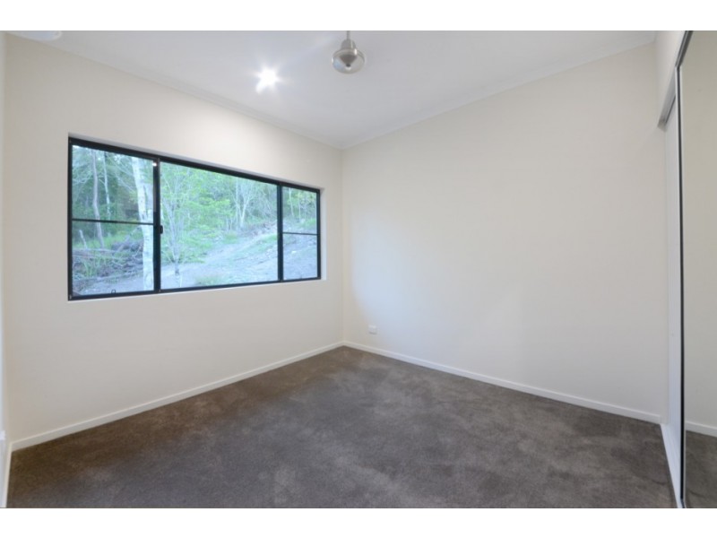 11 Scarlet Gum Crescent, Cannonvale QLD 4802