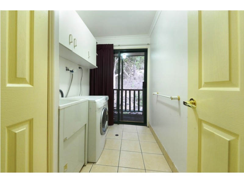 1 Sandpiper Crescent, Jubilee Pocket QLD 4802