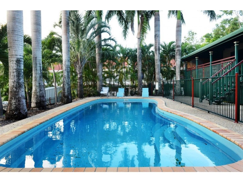 1 Sandpiper Crescent, Jubilee Pocket QLD 4802