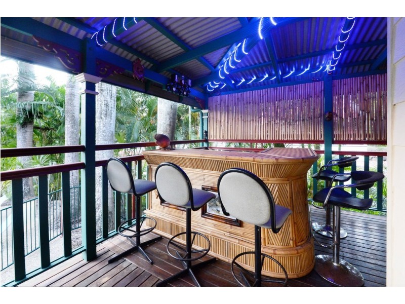 1 Sandpiper Crescent, Jubilee Pocket QLD 4802
