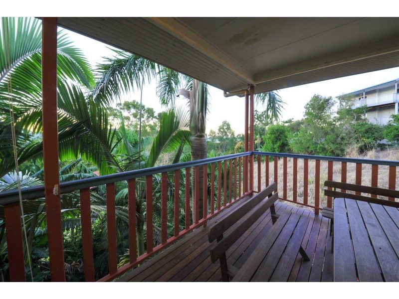 48 Country Road, Cannonvale QLD 4802