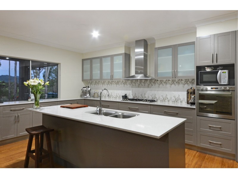 31 Windemere Drive, Strathdickie QLD 4800