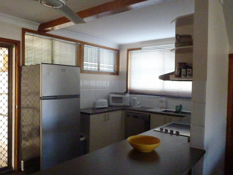 2/259 Shute Harbour Road, Airlie Beach QLD 4802