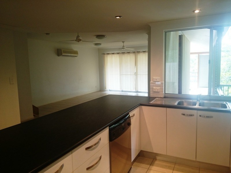 6/36 Waterson Way, Airlie Beach QLD 4802