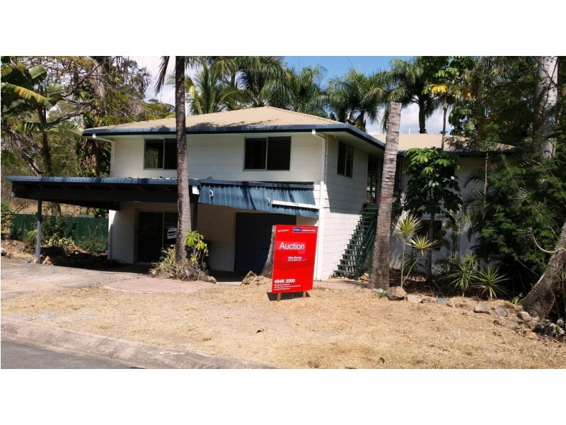16 Iluka Street, Cannonvale QLD 4802