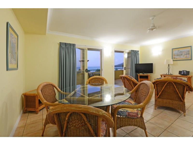 8/10 Golden Orchid Drive, Airlie Beach QLD 4802