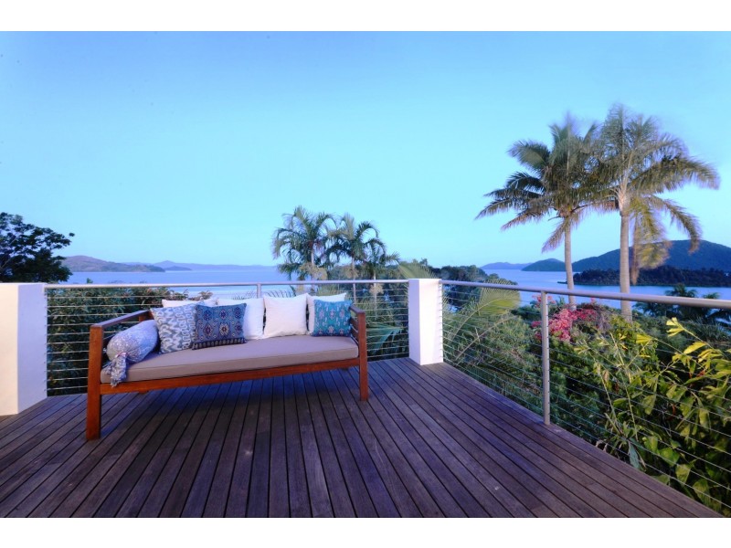 6 Shutehaven Close, Shute Harbour QLD 4802